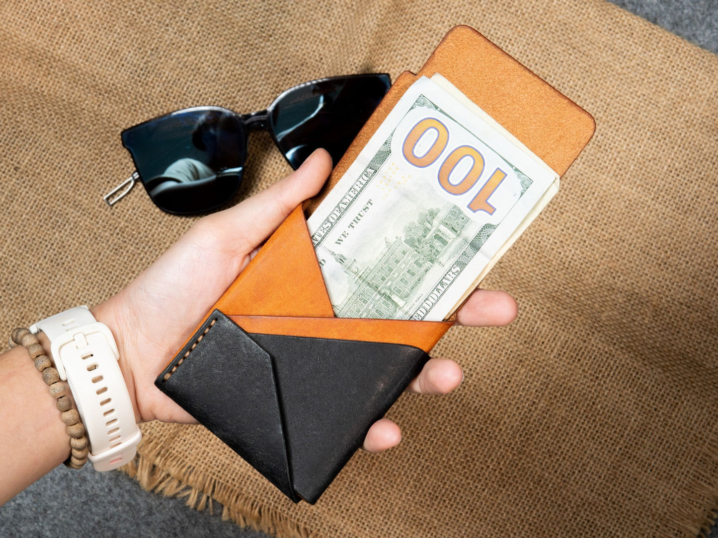 Pueblo Leather Bifold Wallet: Slim Minimalist Design