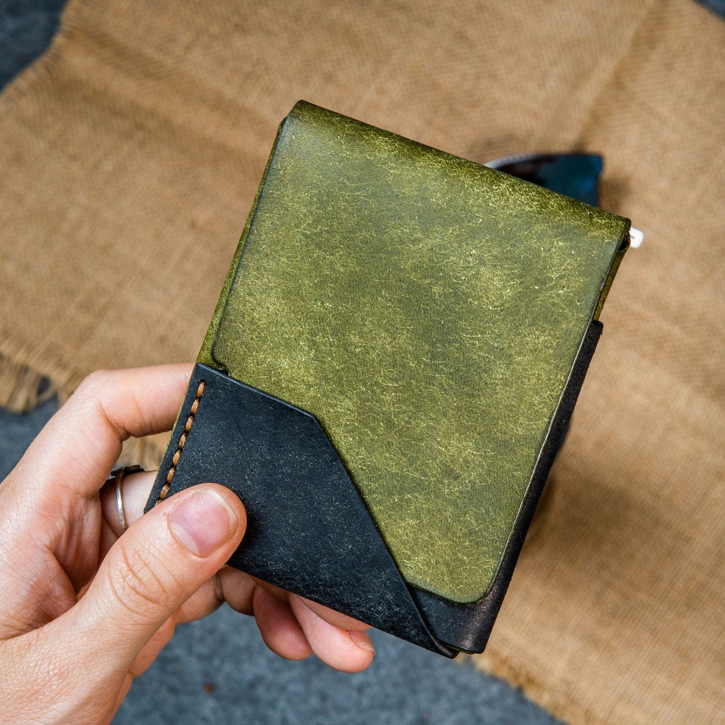 Pueblo Leather Bifold Wallet: Slim Minimalist Design